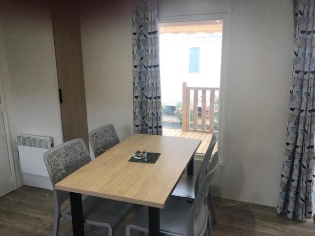 Mobilhome Canet En Roussillon - Canet Plage Loc Екстериор снимка